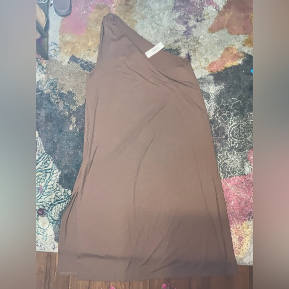 The Drop Mickey Loose-fit One-Shoulder Cutout Rib Knit Maxi Dress NWT 3x Tan fem - Picture 6 of 7